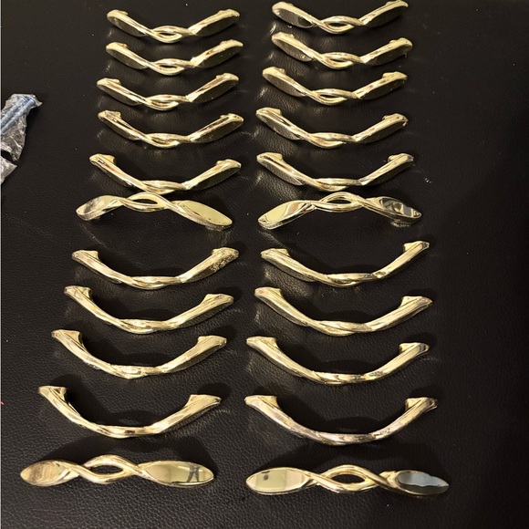 22 Hickory Hardware Eclipse P335-UB Ultra Brass 3"cc Arch Cabinet Handle Pulls - Picture 5 of 6